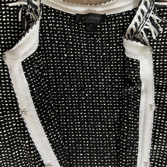 St. John fringe Black and White Tweed Jacket 6 - Picture 4 of 7